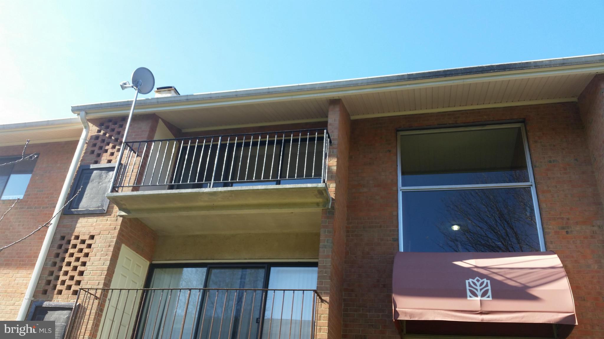 FALLS CHURCH GARDENS - Residential