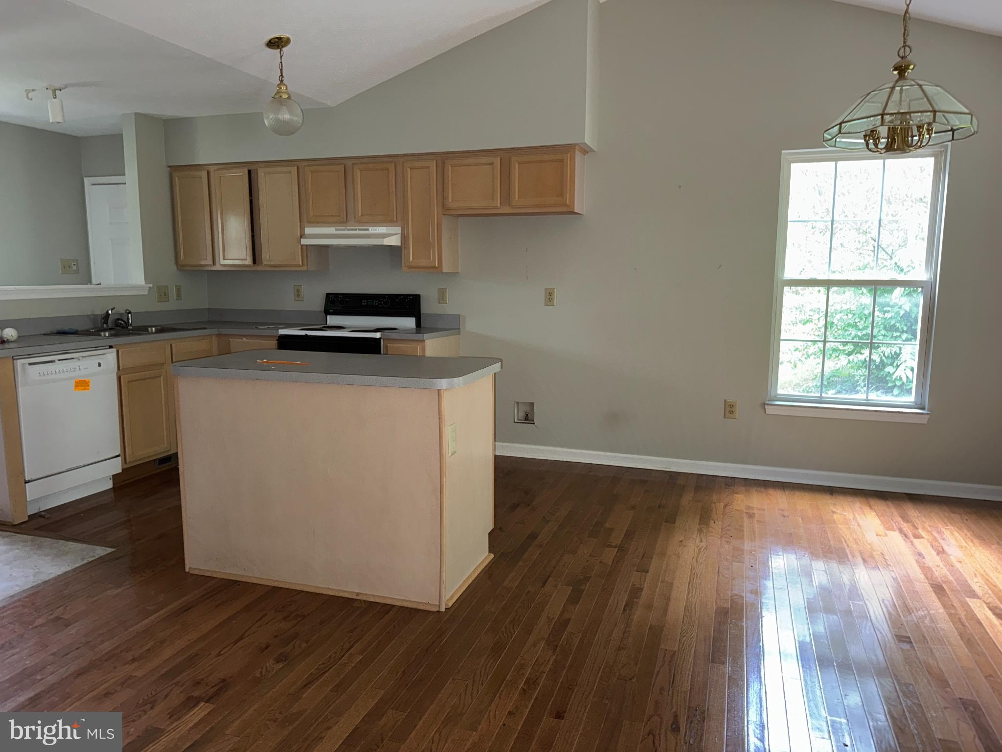 LAUREL RIDGE - Residential