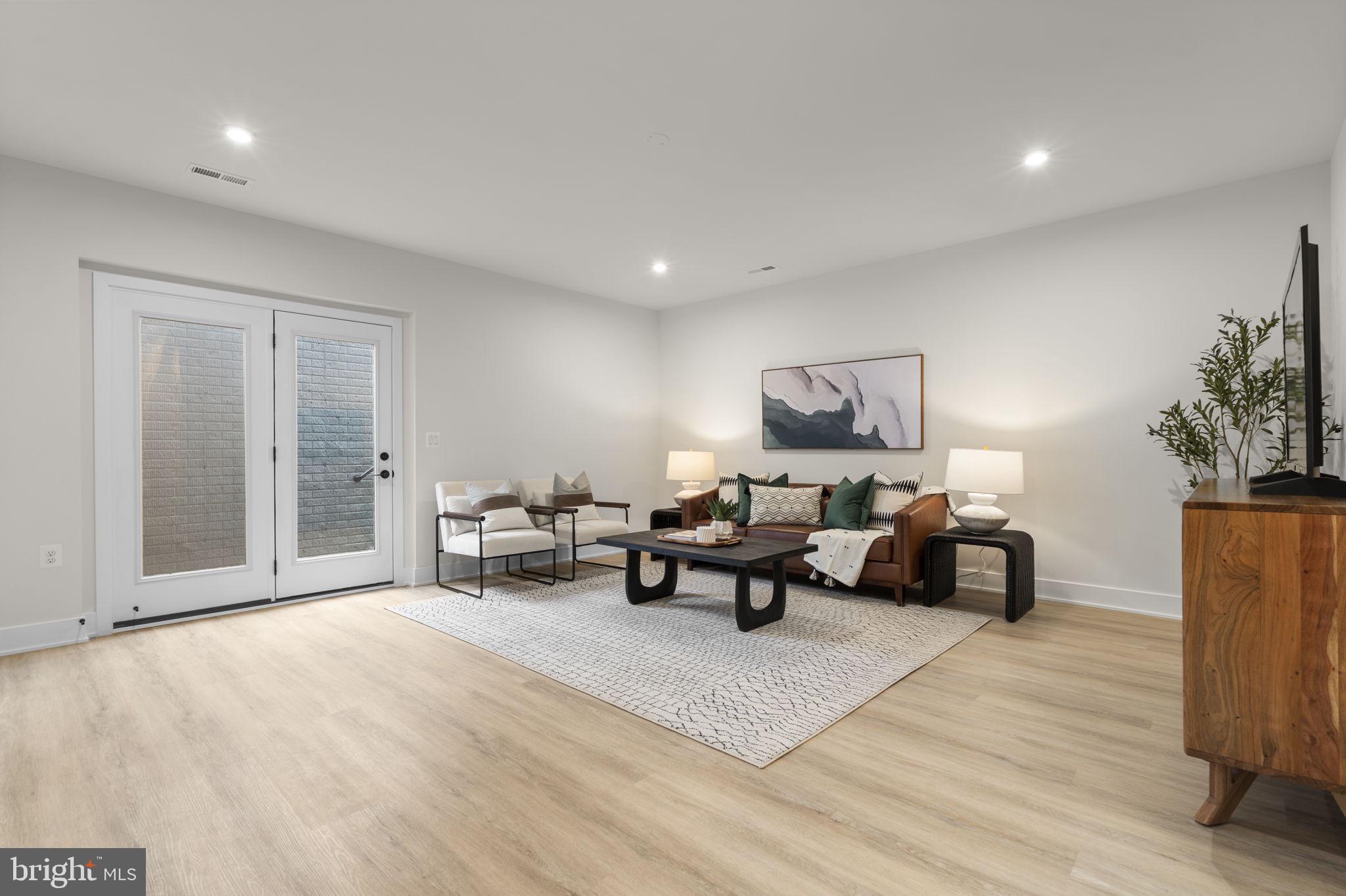 SOUTH 620 - Residential