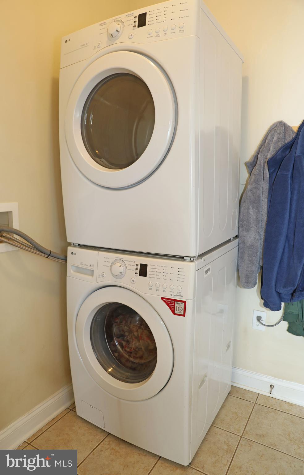 QUARTER FARM - Residential