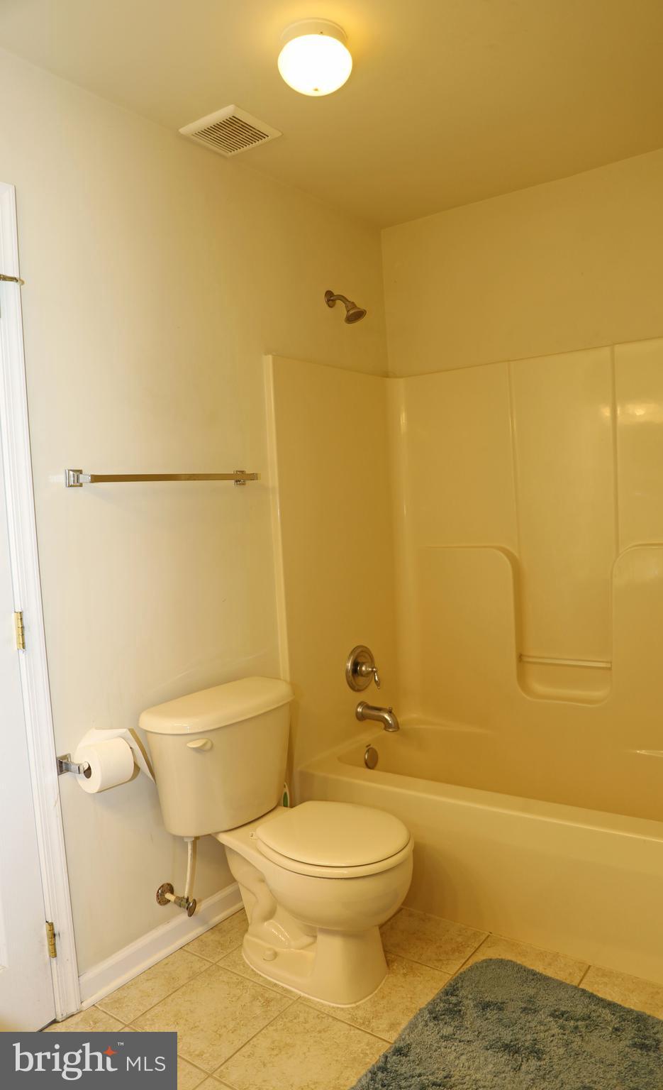 QUARTER FARM - Residential