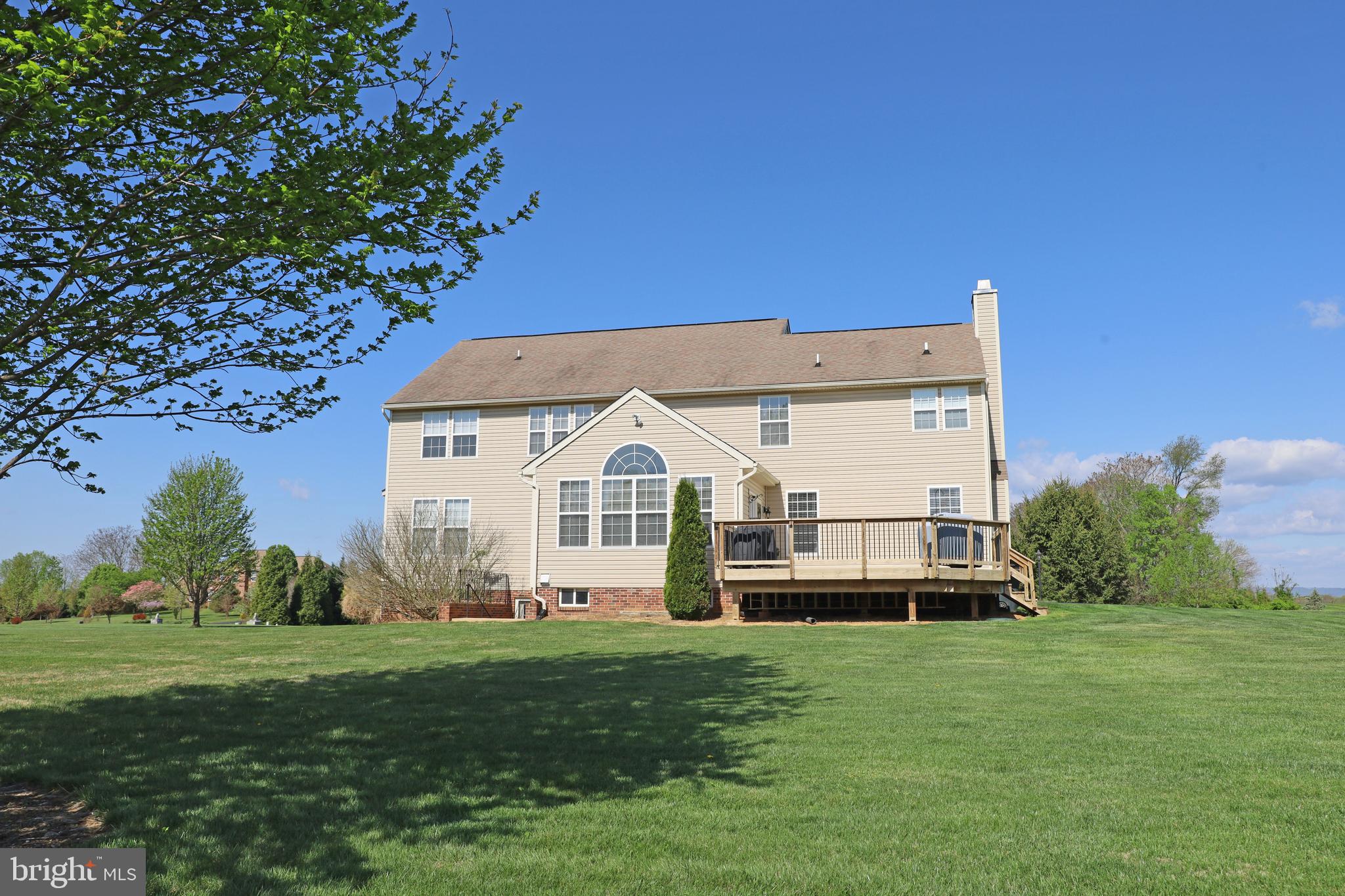 QUARTER FARM - Residential