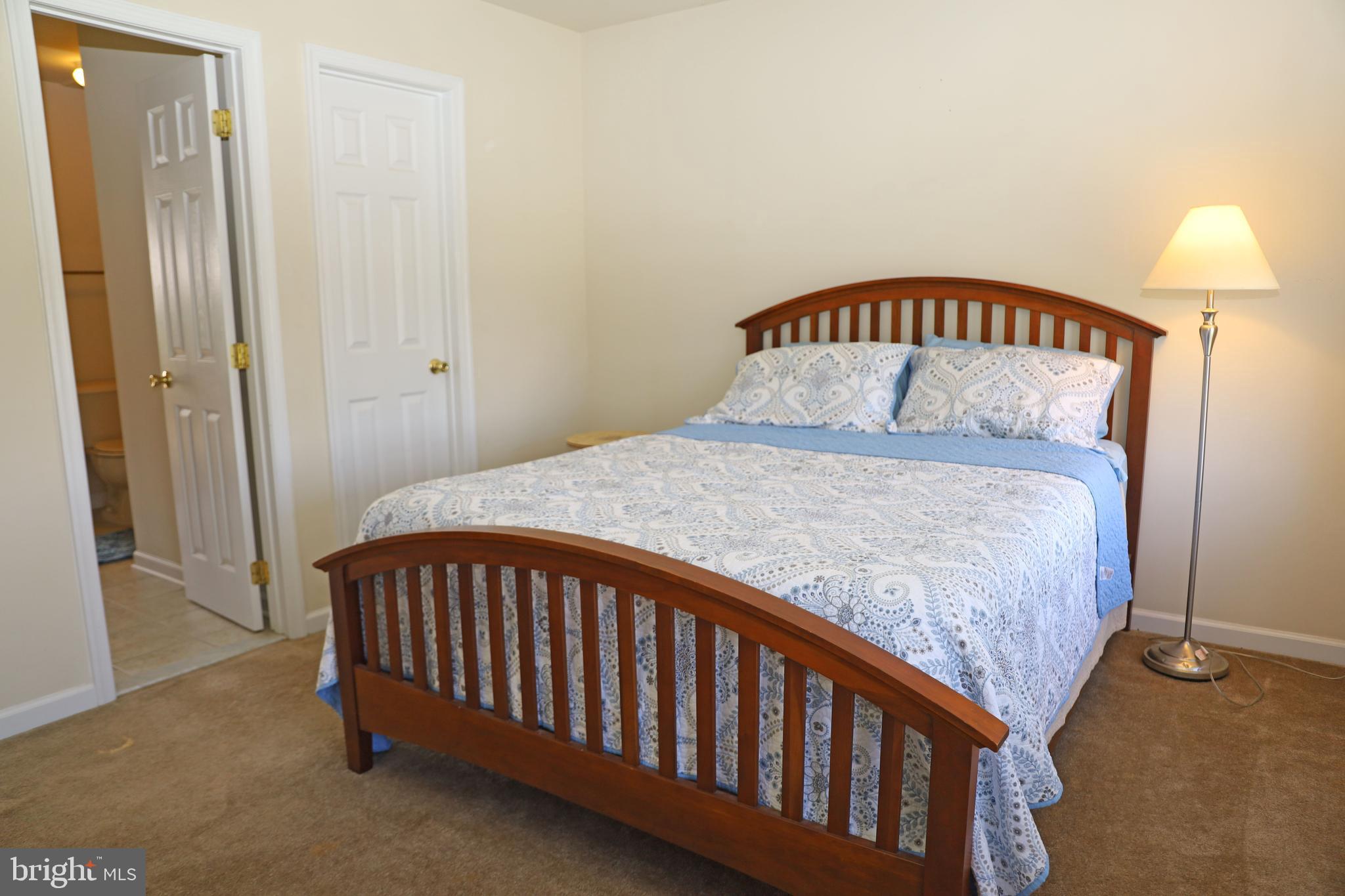 QUARTER FARM - Residential