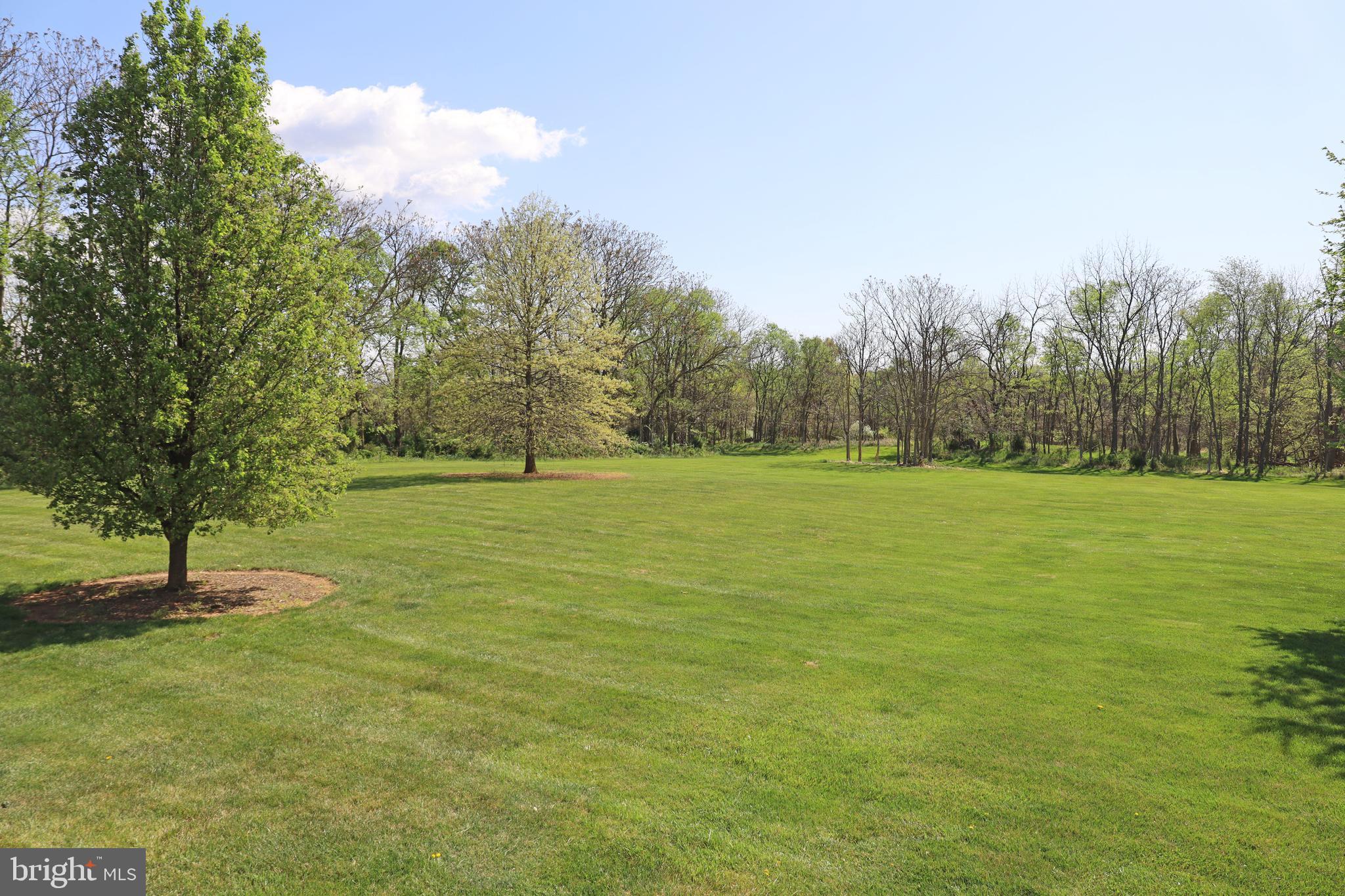 QUARTER FARM - Residential