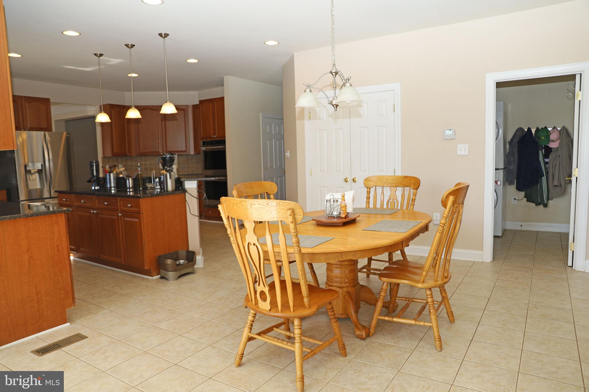 QUARTER FARM - Residential