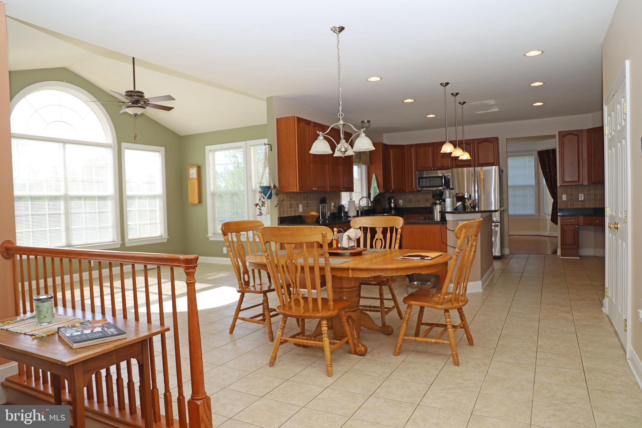 QUARTER FARM - Residential