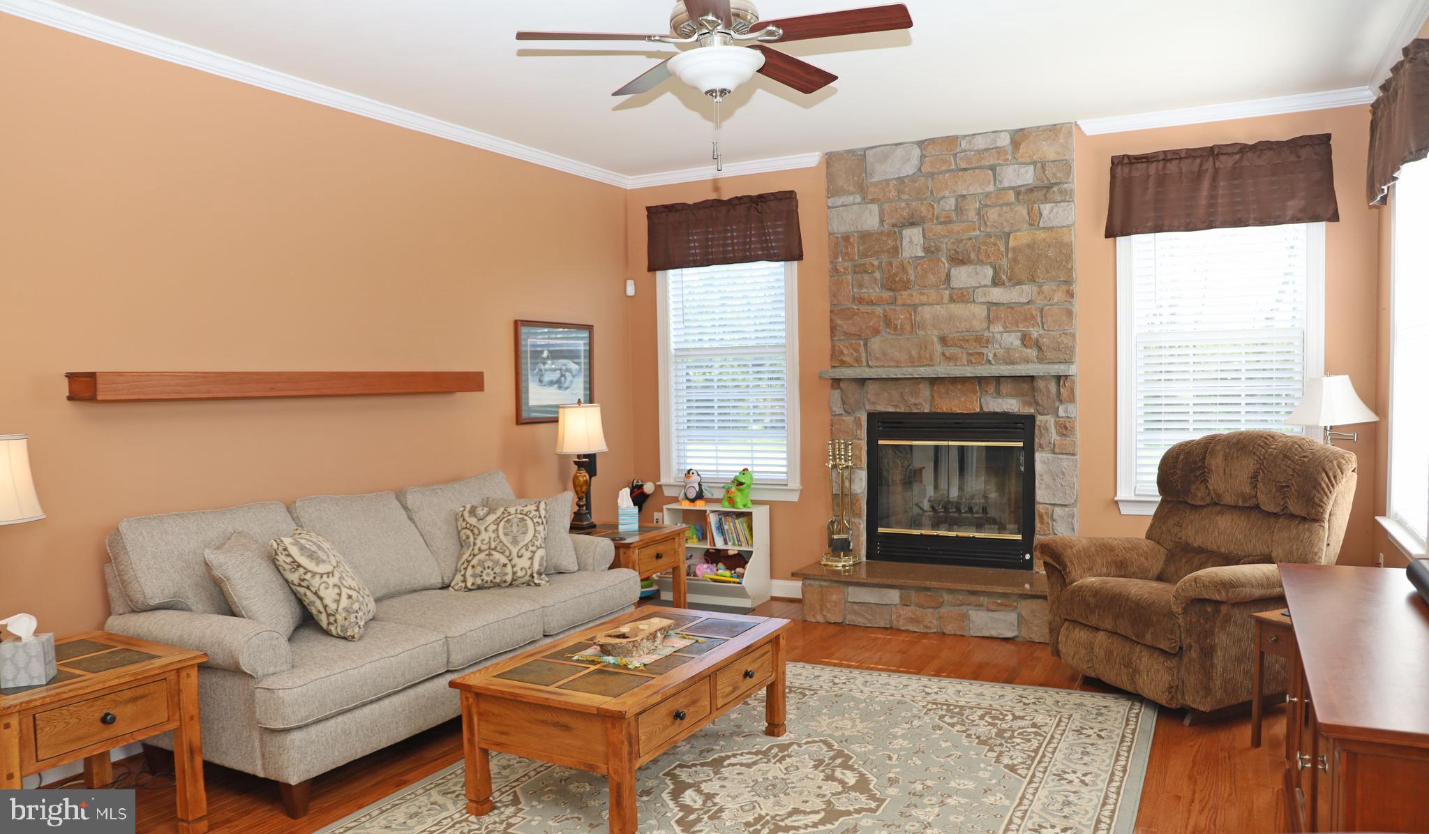 QUARTER FARM - Residential