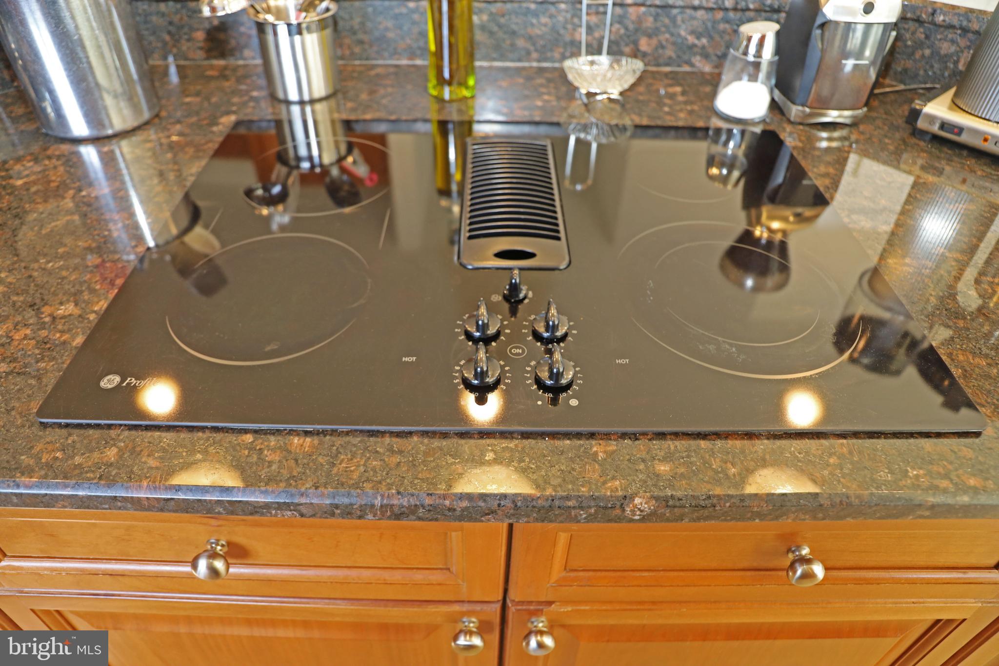 QUARTER FARM - Residential