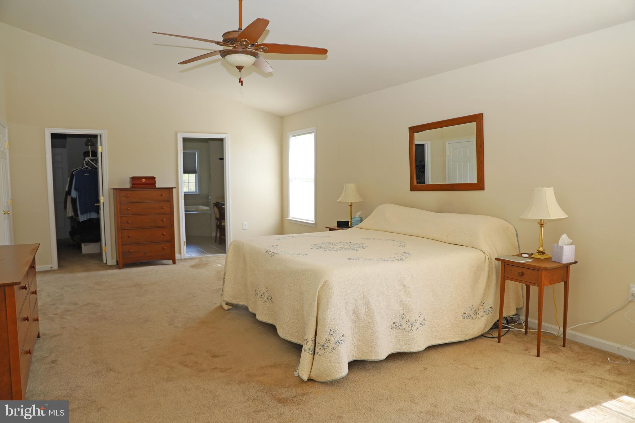 QUARTER FARM - Residential