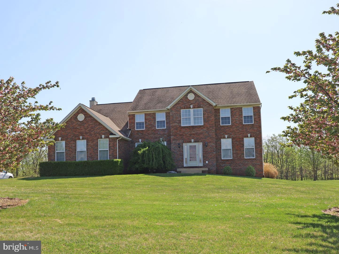 QUARTER FARM - Residential