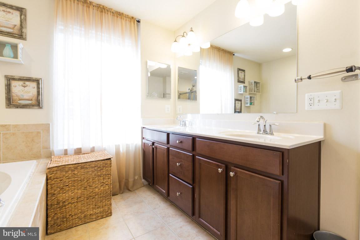 ST CHARLES SUB - GLENEAGLES - Residential