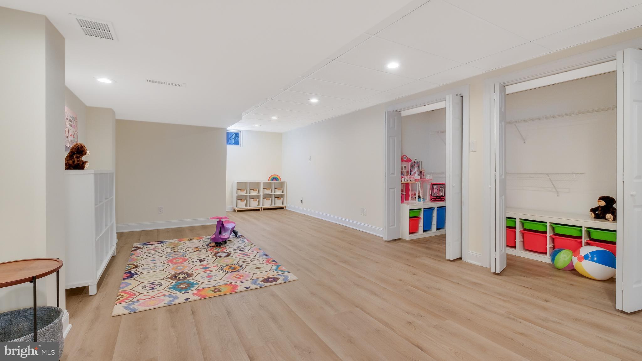 CLIVEDEN - Residential