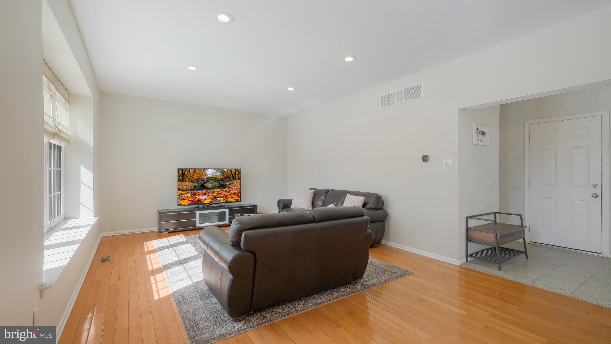 CLIVEDEN - Residential