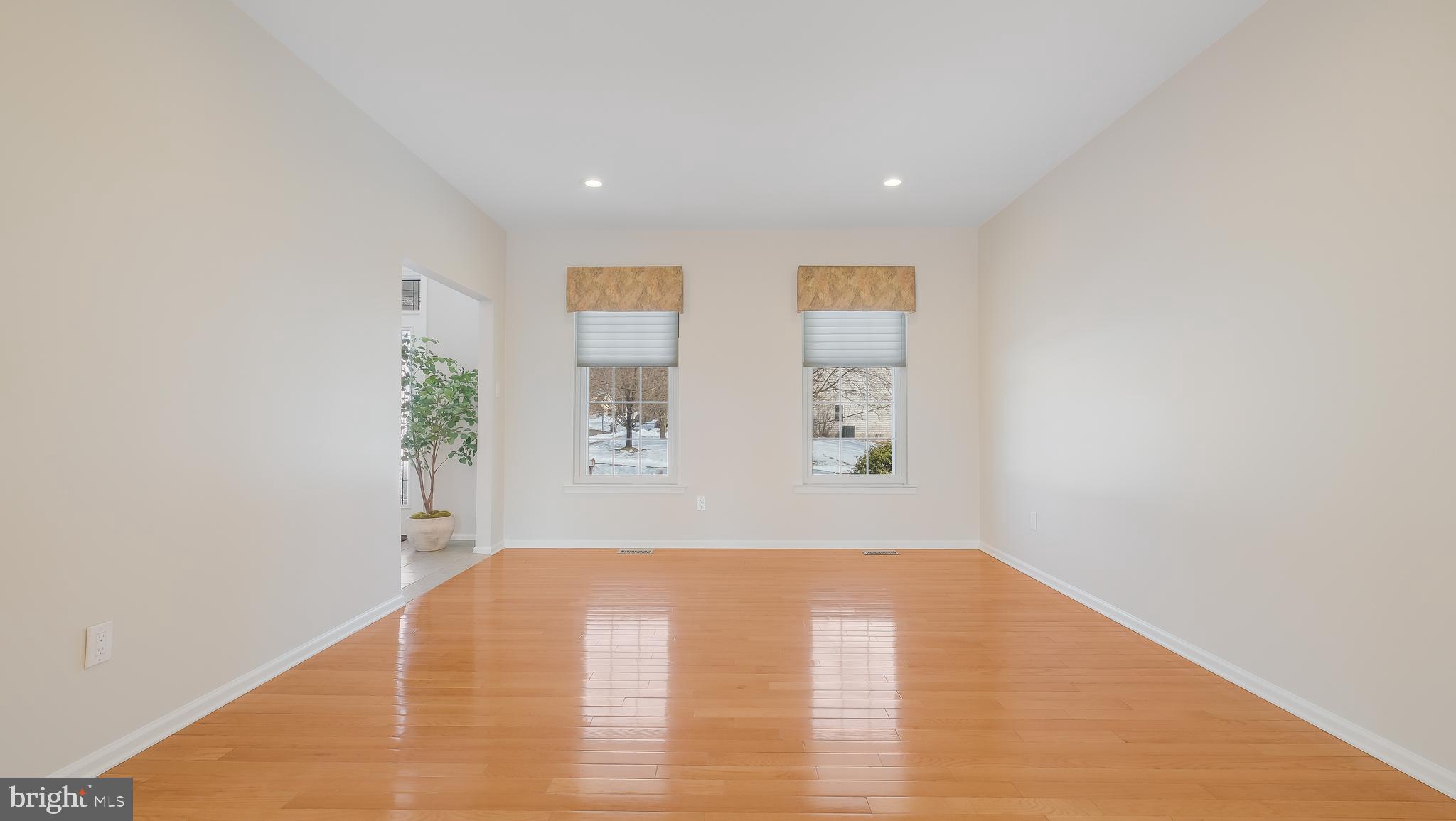 CLIVEDEN - Residential