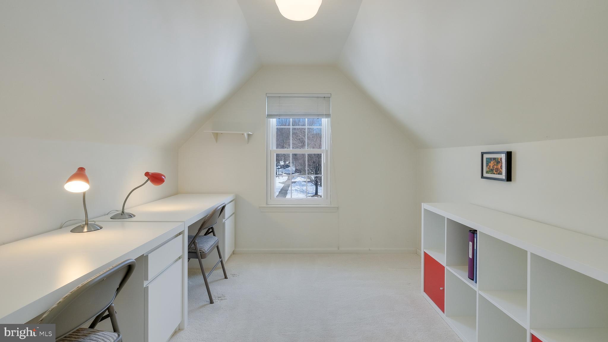 CLIVEDEN - Residential