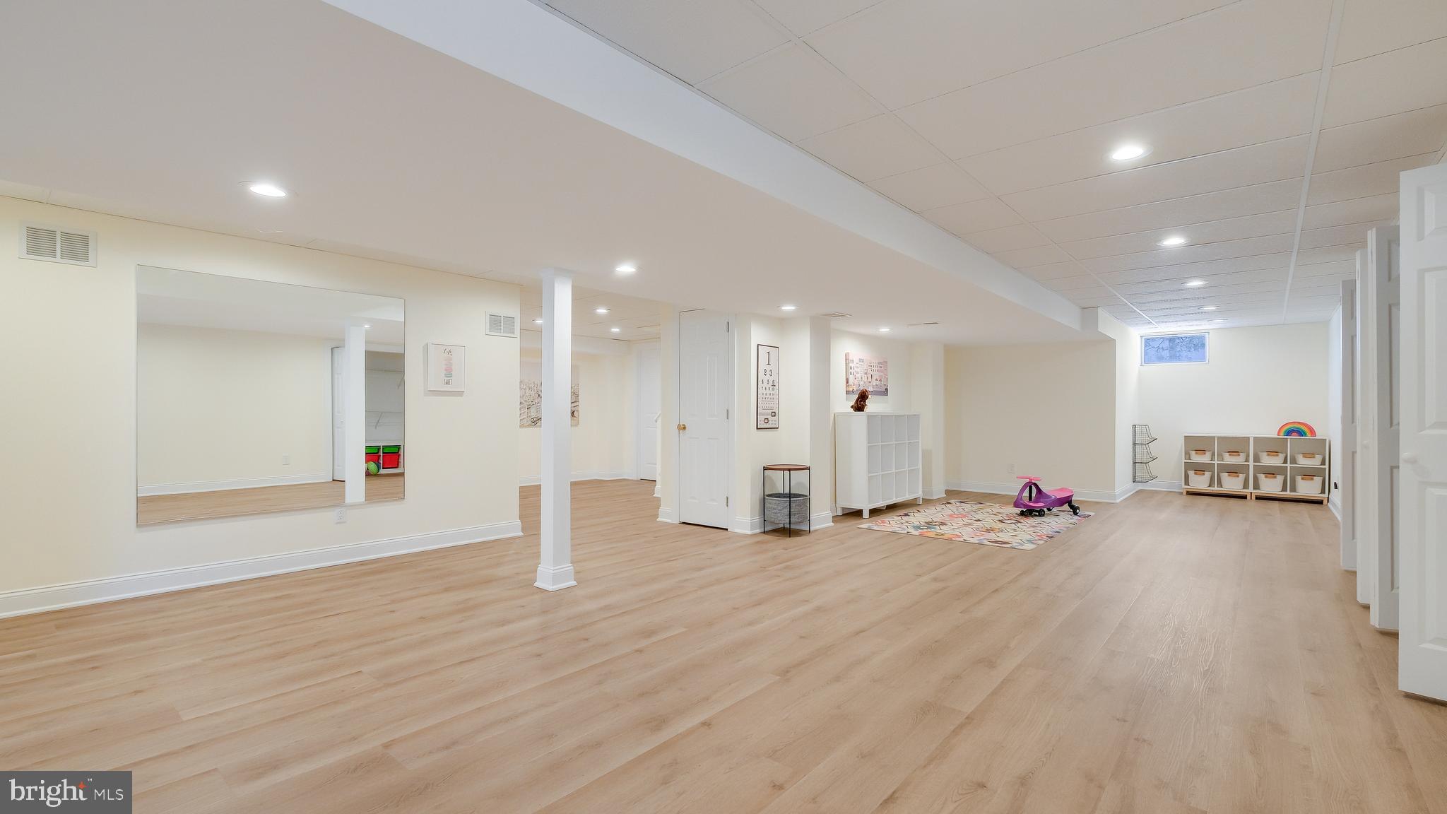 CLIVEDEN - Residential