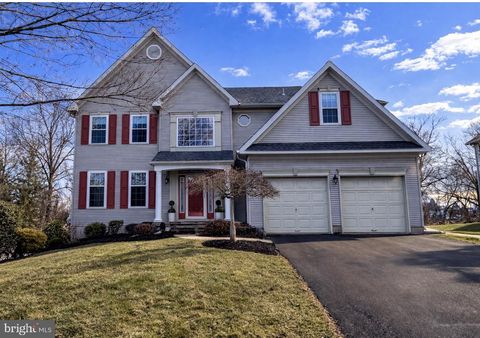 203 CLIVEDEN DRIVE NEWTOWN PA 18940