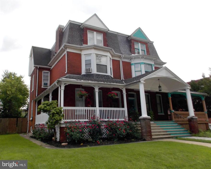 Stunning Three Story Home in The Avenues Featuring Original Historic Woodwork Throughout, Open Floor Plan with Living Room, Dining Room, Family Room, Remodeled Kitchen, Full Bath and Laundry on First Floor, Luxurious Master Bedroom, Two Bedrooms and Full Bath on Second Floor Plus Two Additional Bedrooms on Third Floor. Exterior Features Include Front Porch, Rear Covered Patio, Spacious Yard, and Off Street Parking.  Schedule a Showing Today!