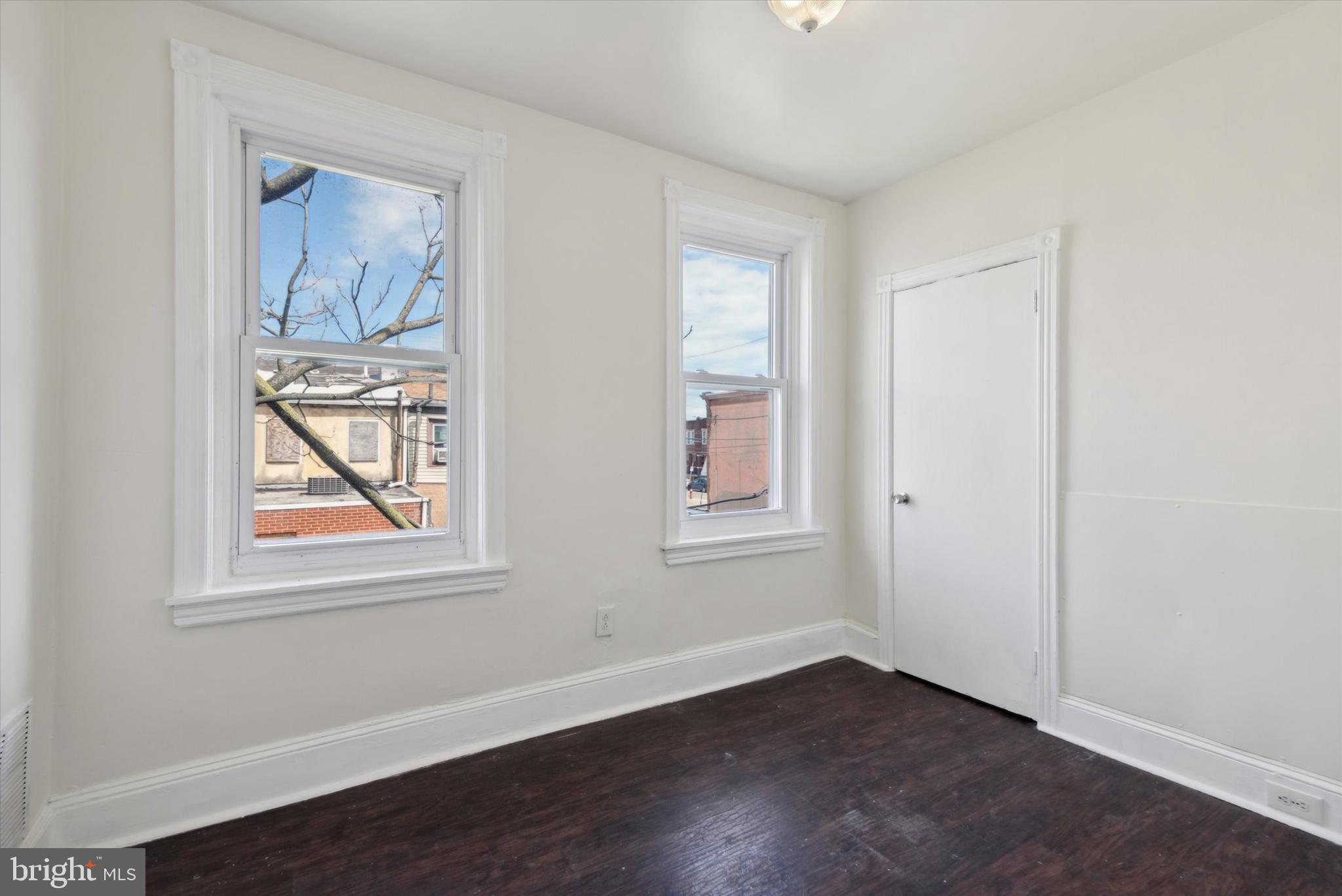 FRANKFORD - Residential