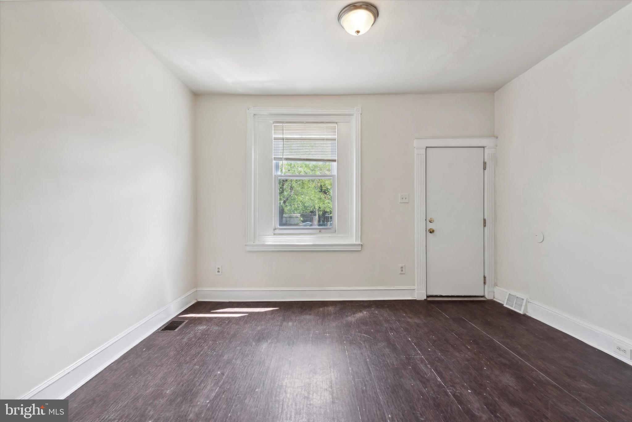 FRANKFORD - Residential