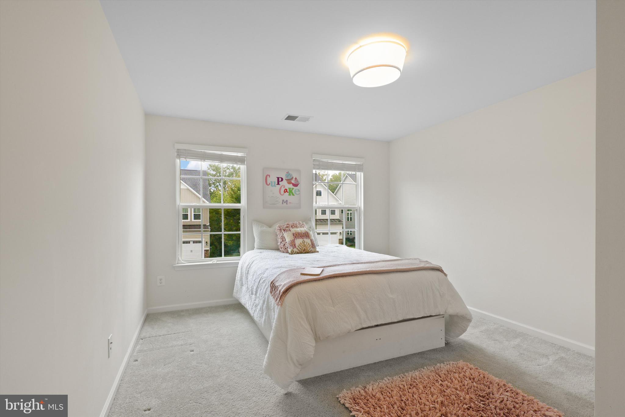 MAY'S QUARTER - Residential