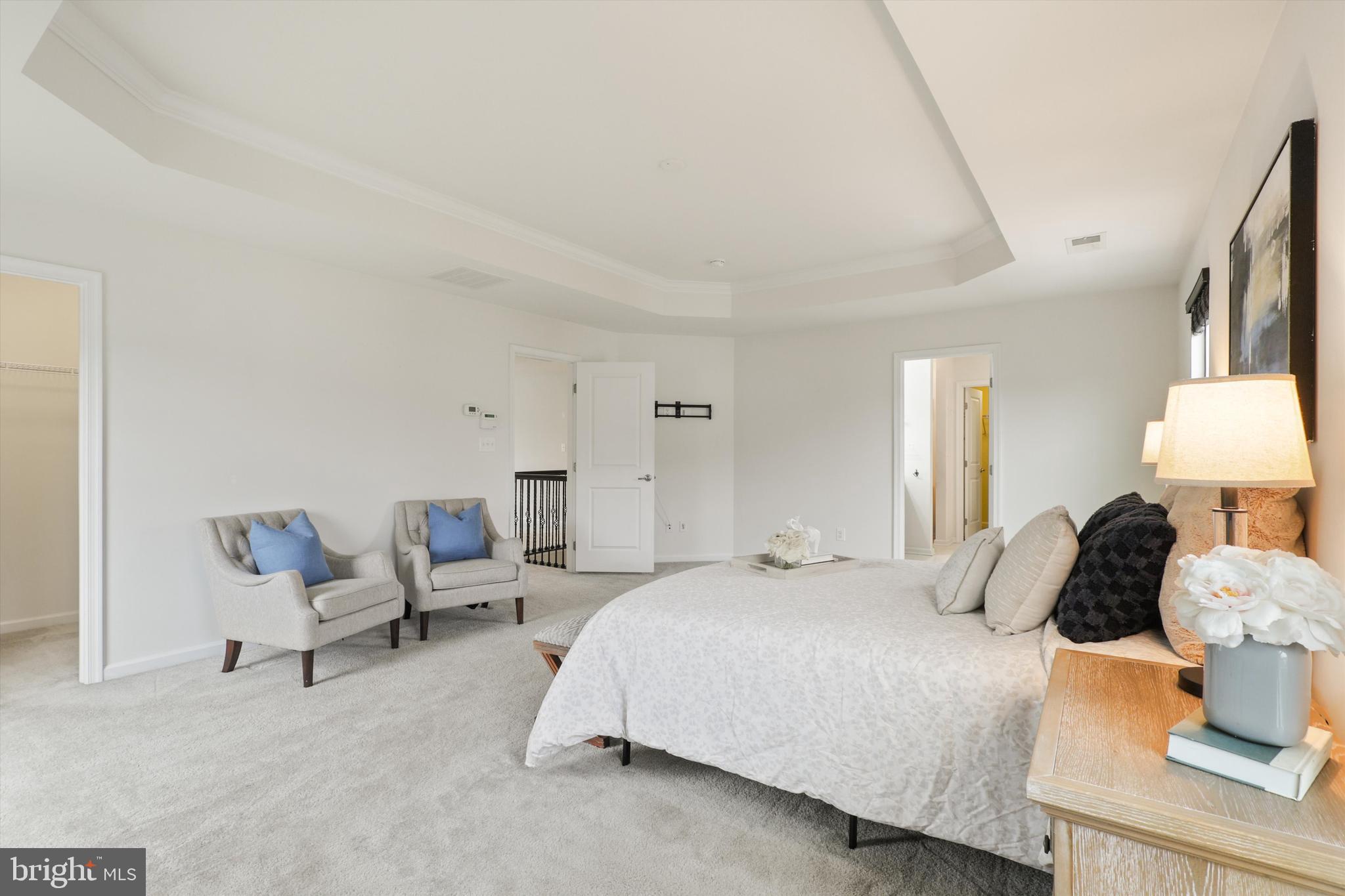 MAY'S QUARTER - Residential