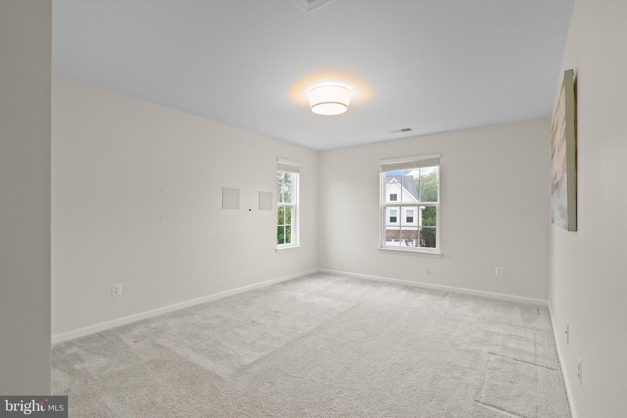 MAY'S QUARTER - Residential