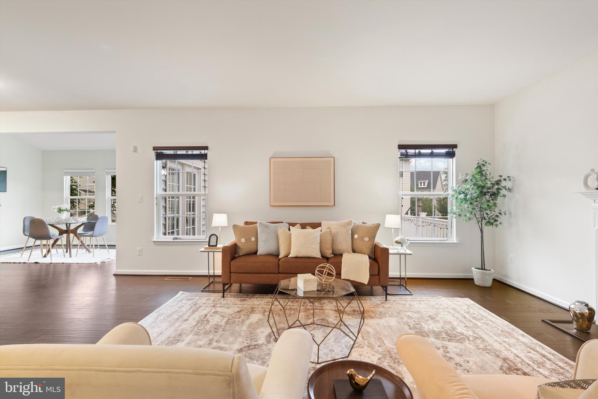 MAY'S QUARTER - Residential