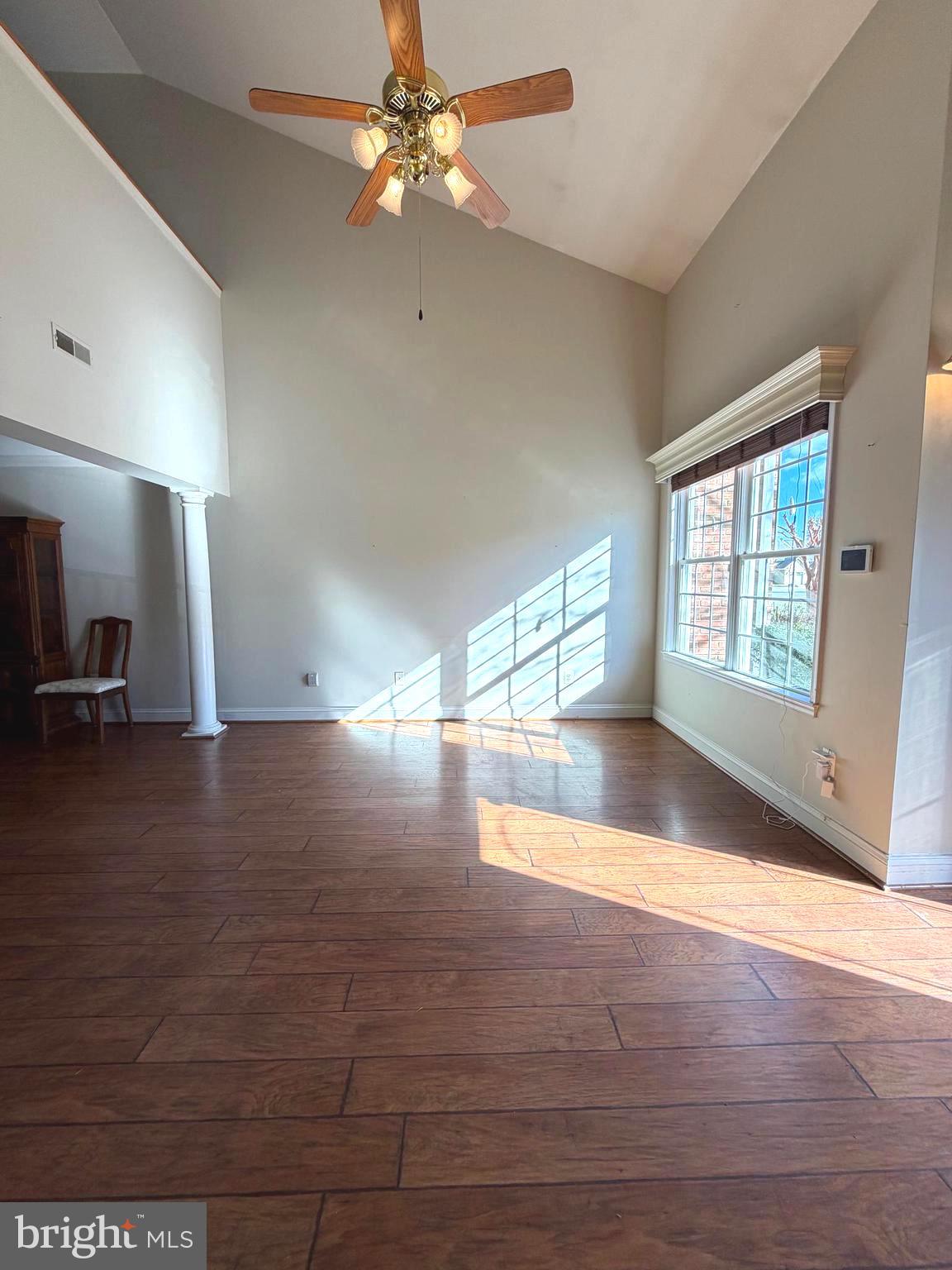 WASHINGTON SQUARE LA PLA - Residential