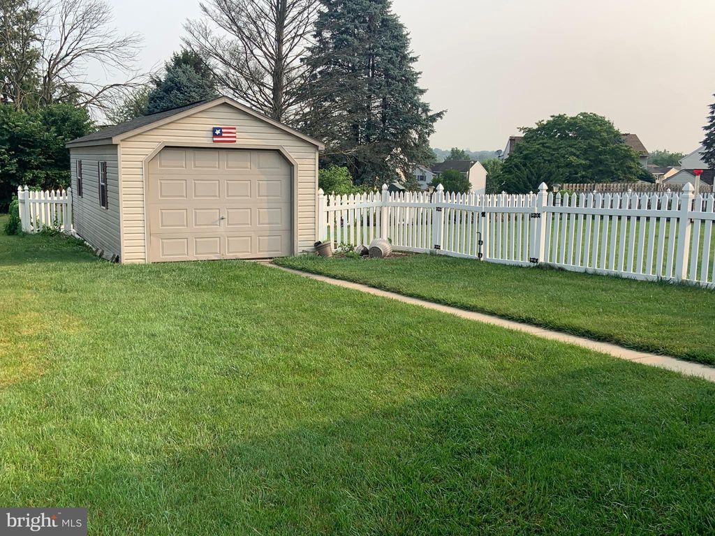 Photo of 3437 ROTHSVILLE RD, EPHRATA, PA 17522 (MLS # PALA2037936)