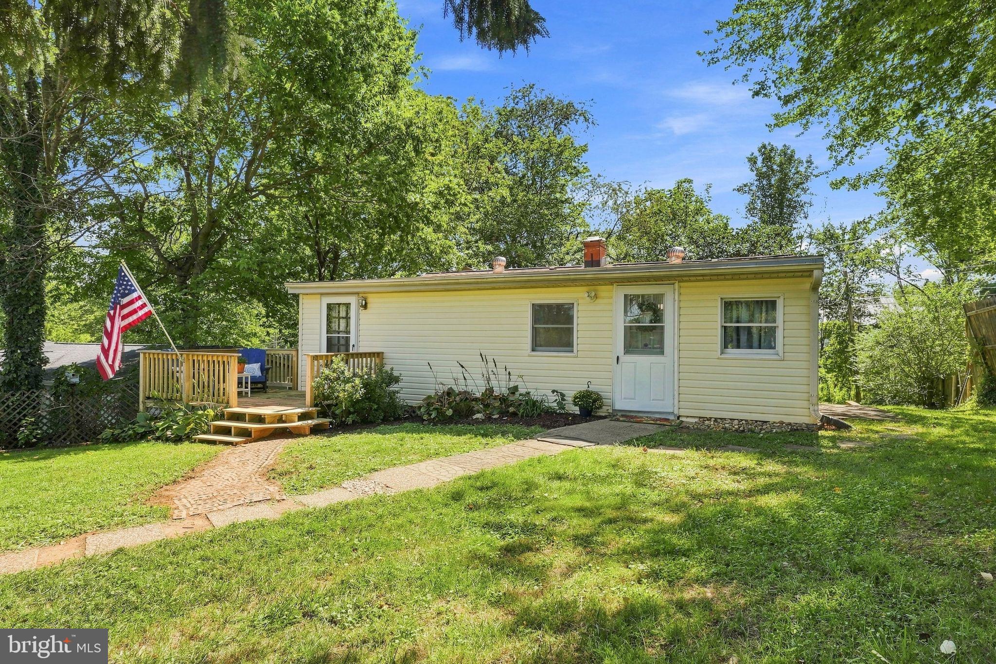 7395 FILLY LANE