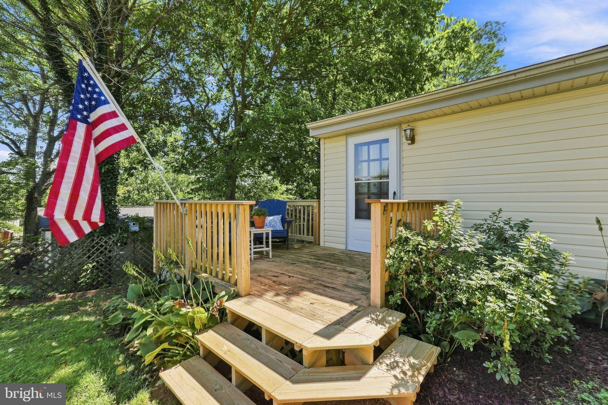 7395 FILLY LANE