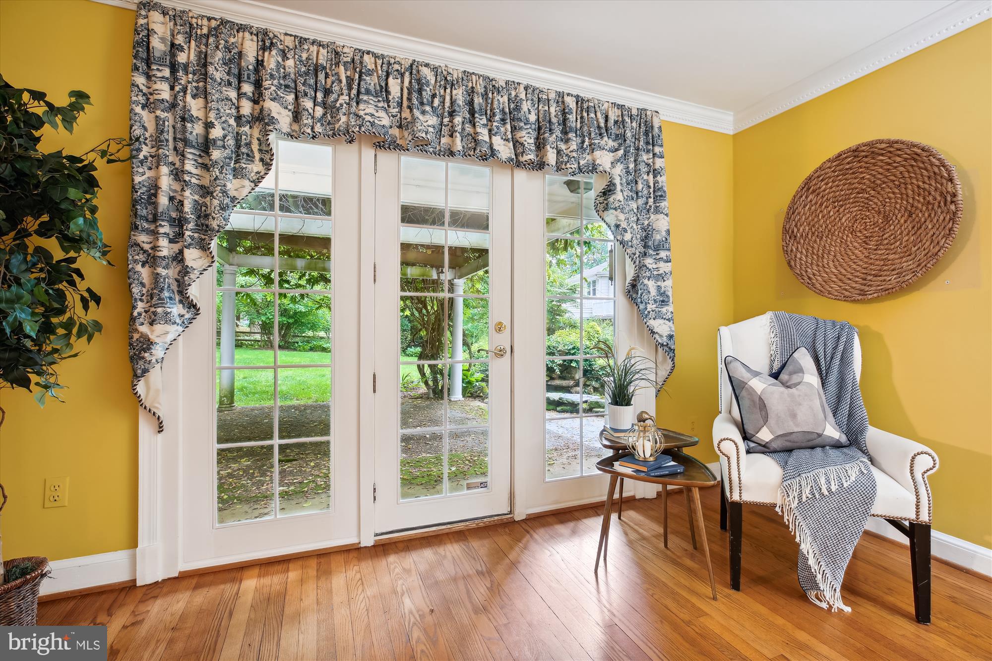 MANOR PARK - Residential