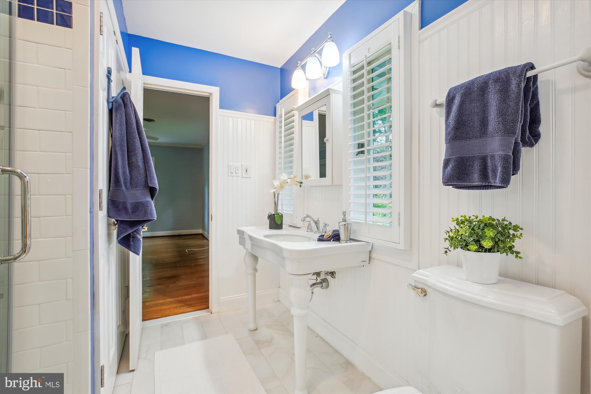 MANOR PARK - Residential