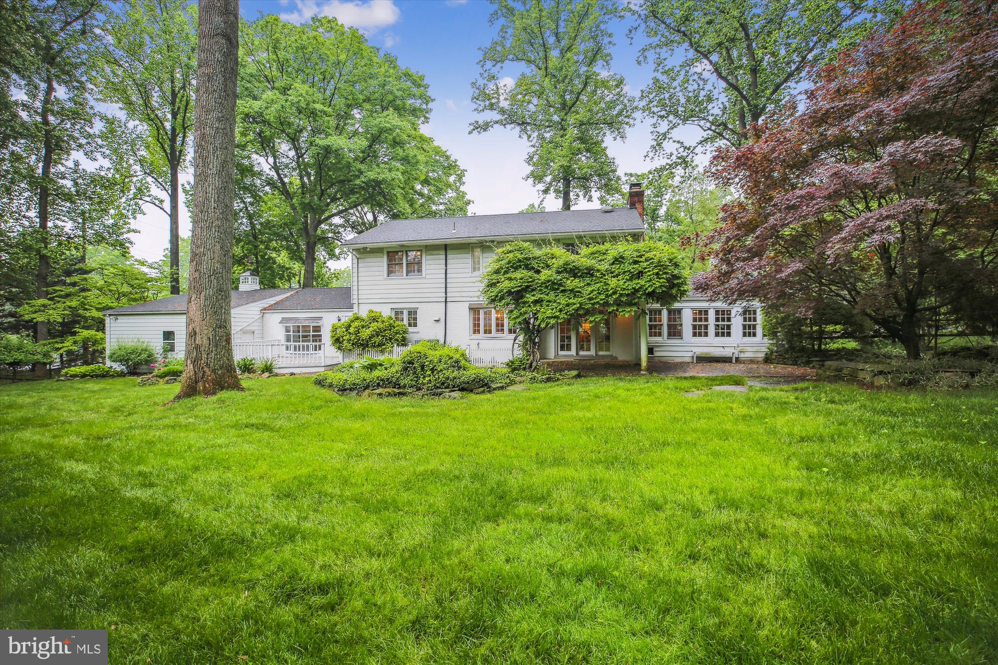 MANOR PARK - Residential