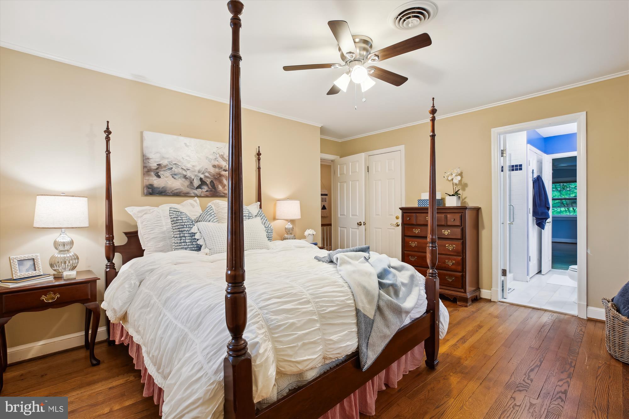 MANOR PARK - Residential