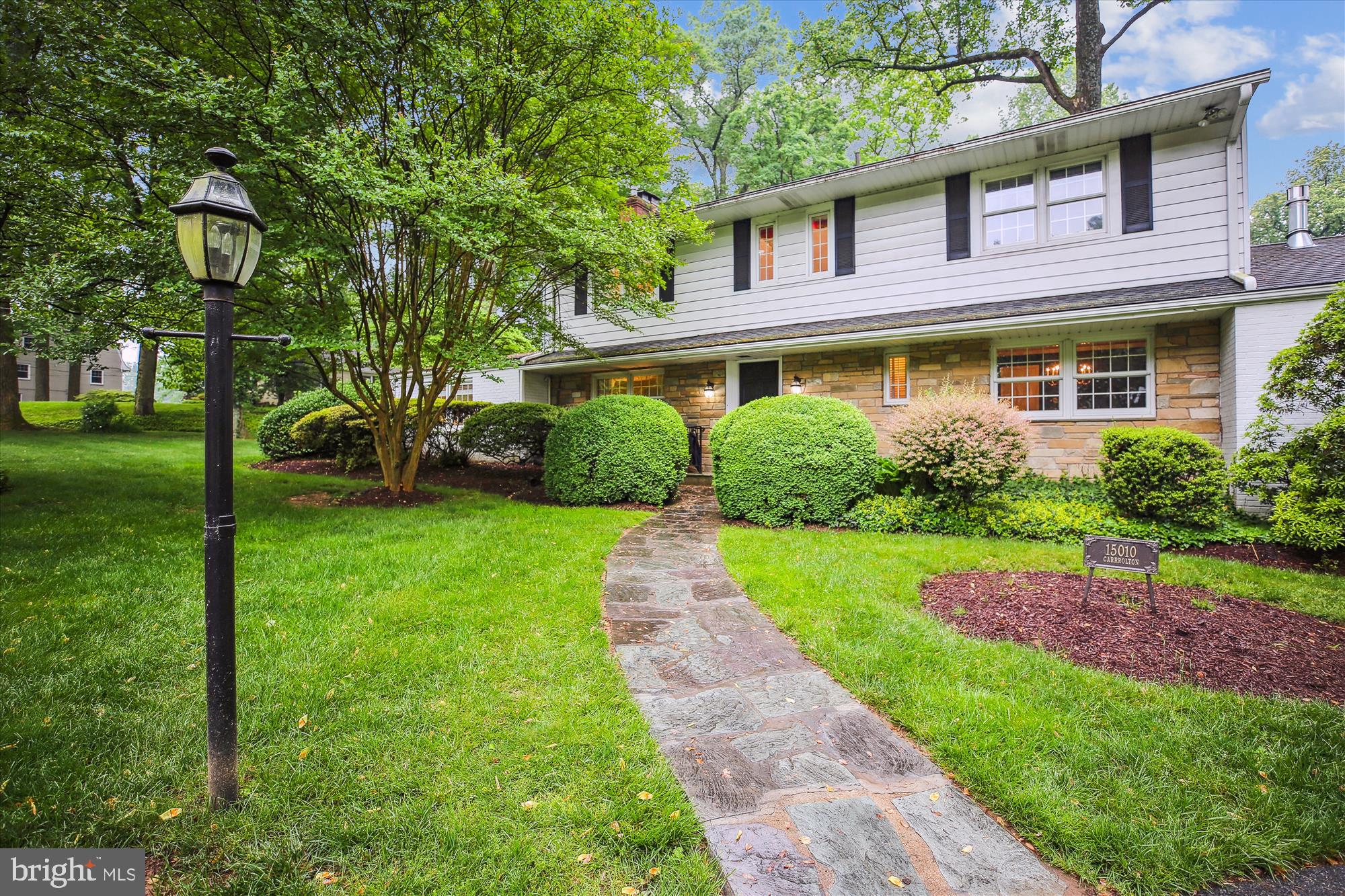 MANOR PARK - Residential