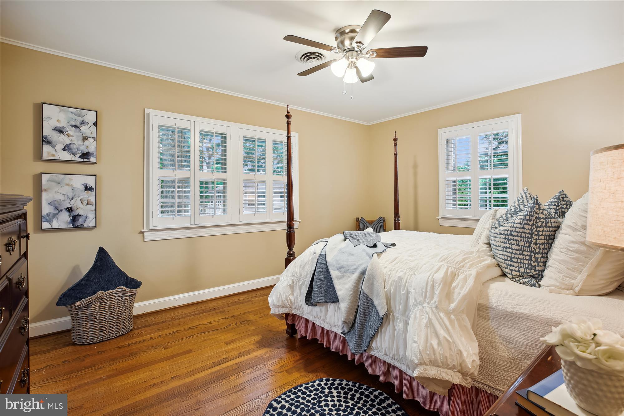 MANOR PARK - Residential