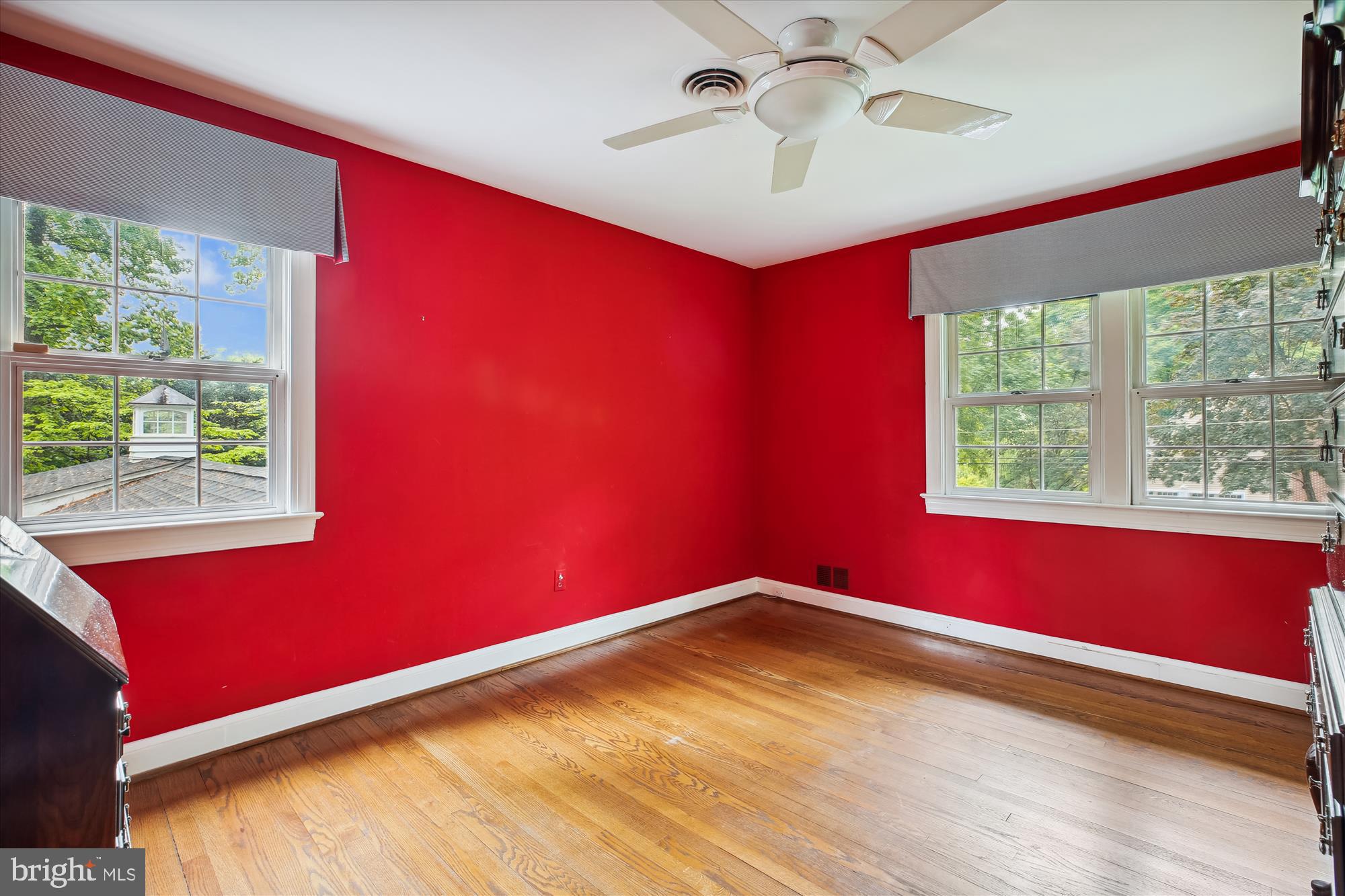 MANOR PARK - Residential