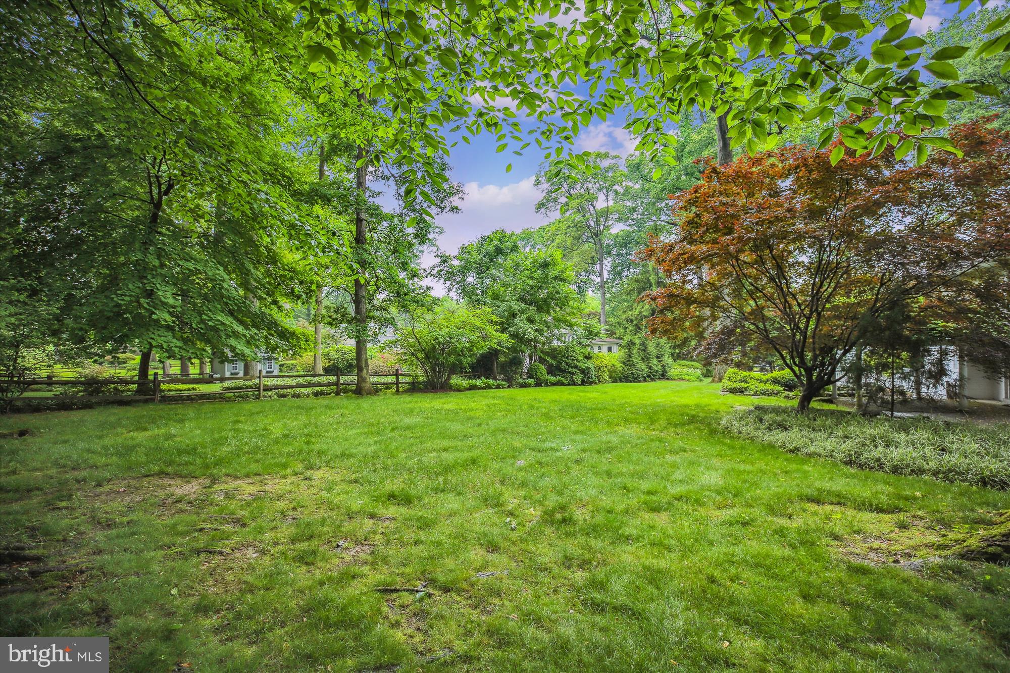 MANOR PARK - Residential