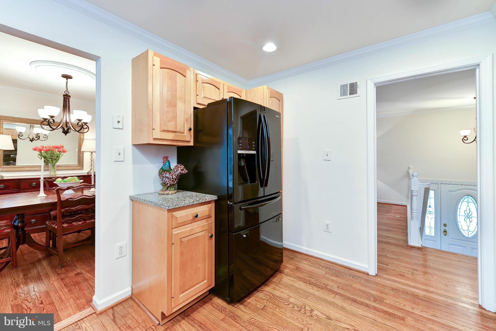 MIDWOOD ESTATES - Residential