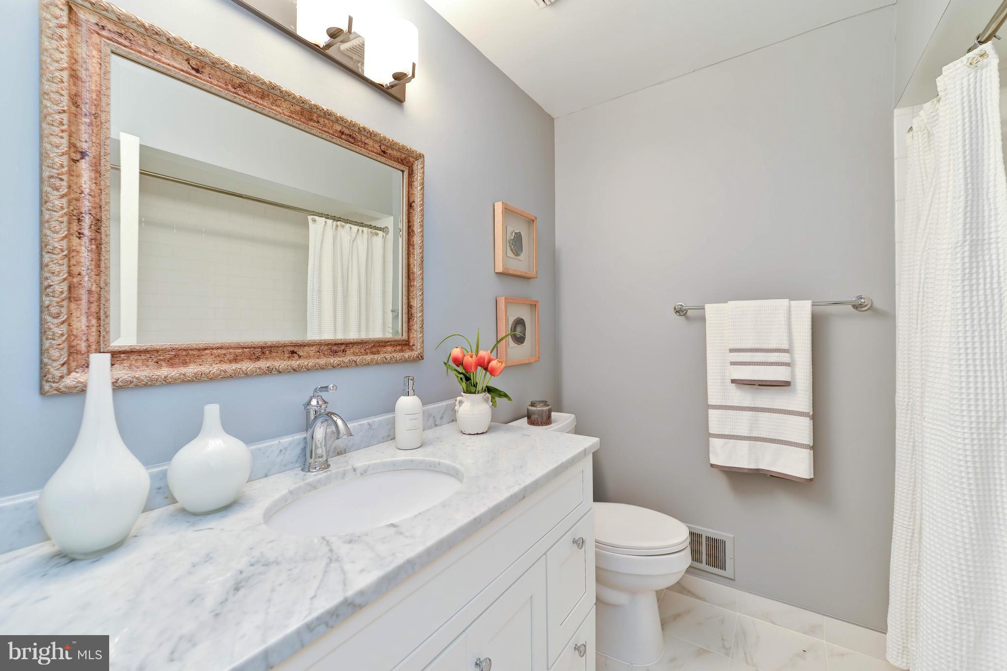 MIDWOOD ESTATES - Residential