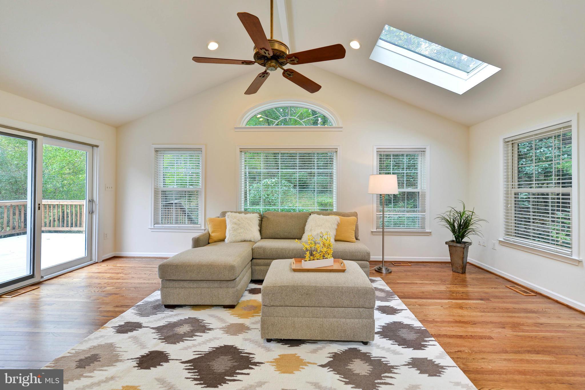 MIDWOOD ESTATES - Residential