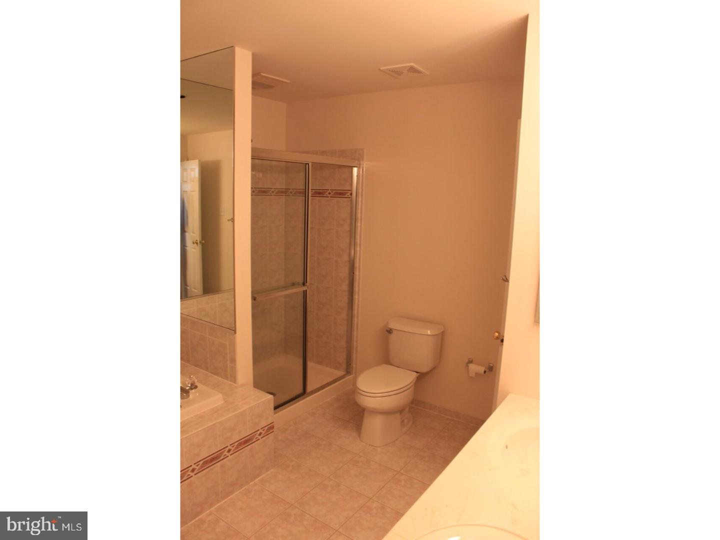 ENCLAVE AT BELLAIRE - Residential Lease