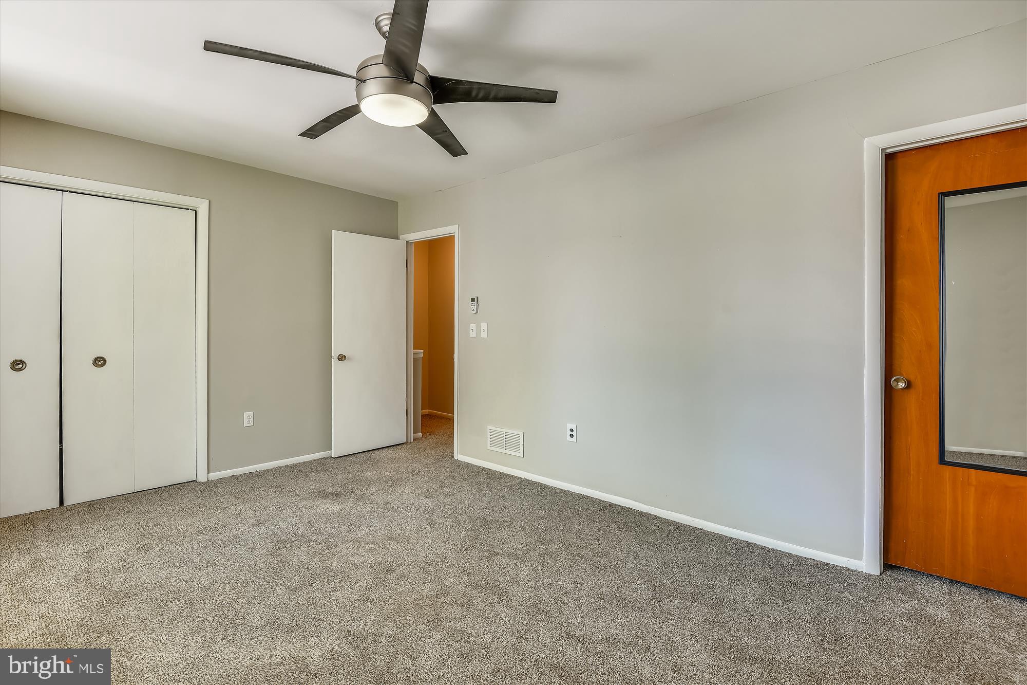 WALNUT RIDGE - Residential Lease