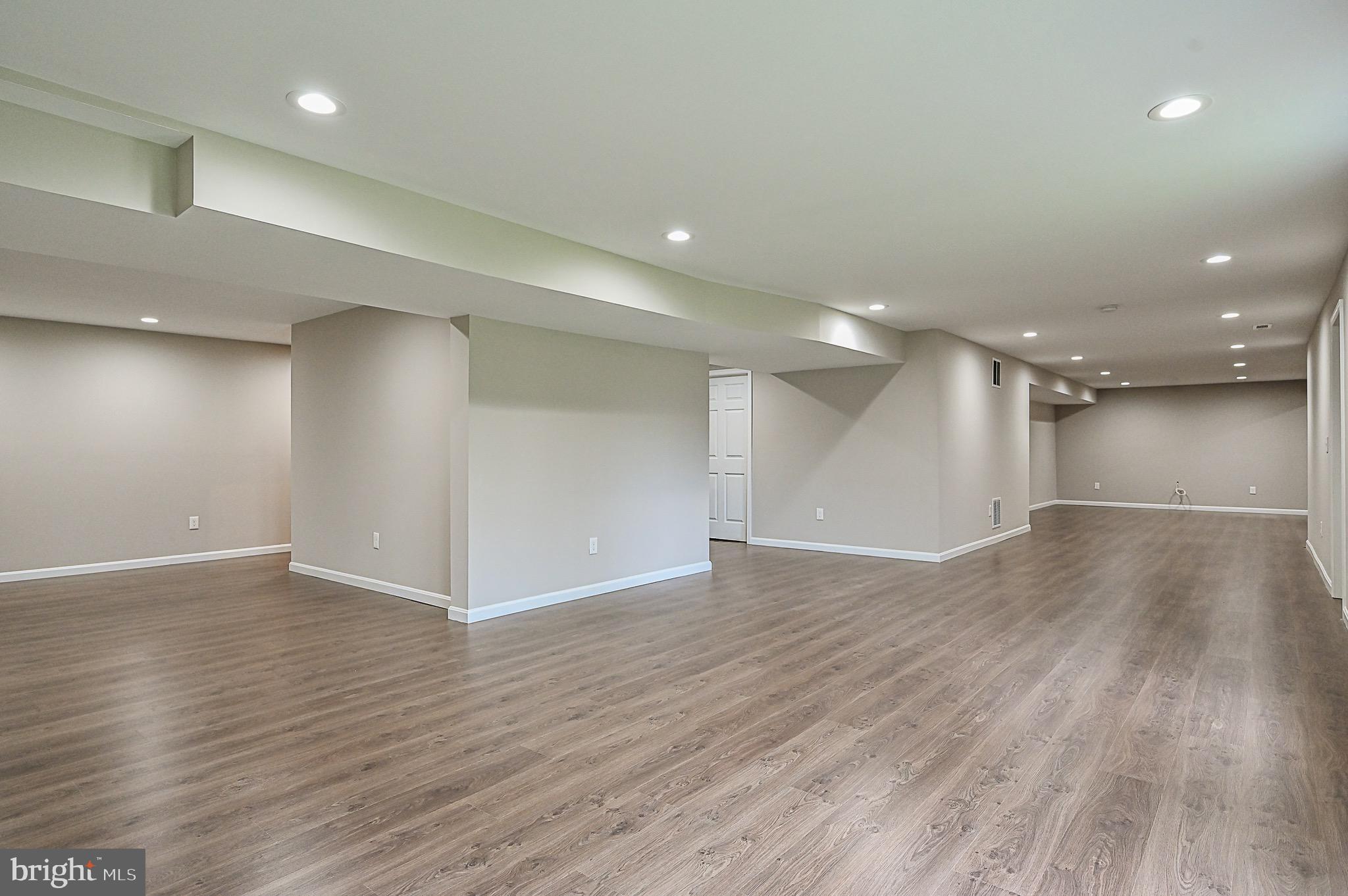 CROSSMAN CREEK - Residential