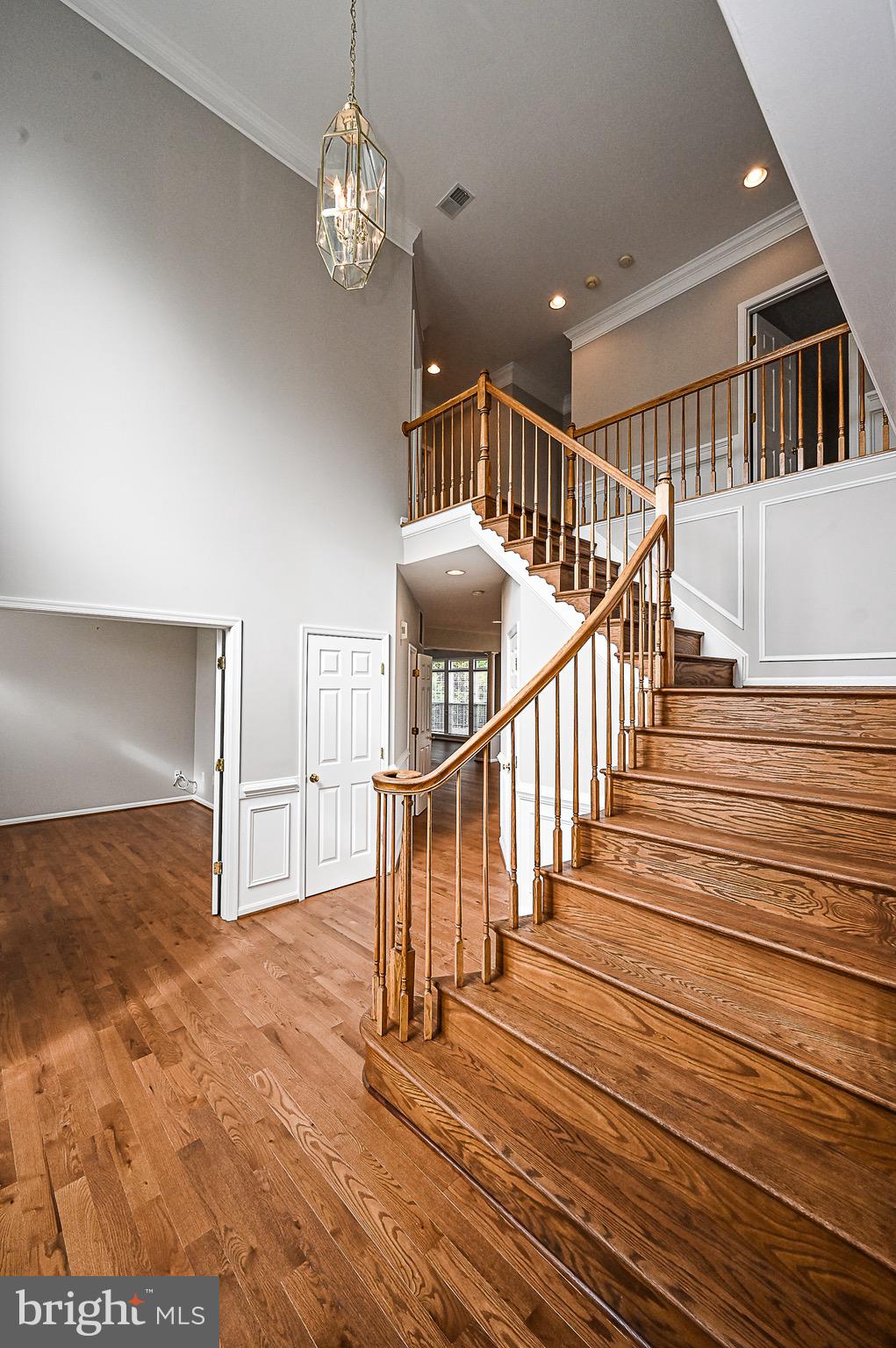 CROSSMAN CREEK - Residential