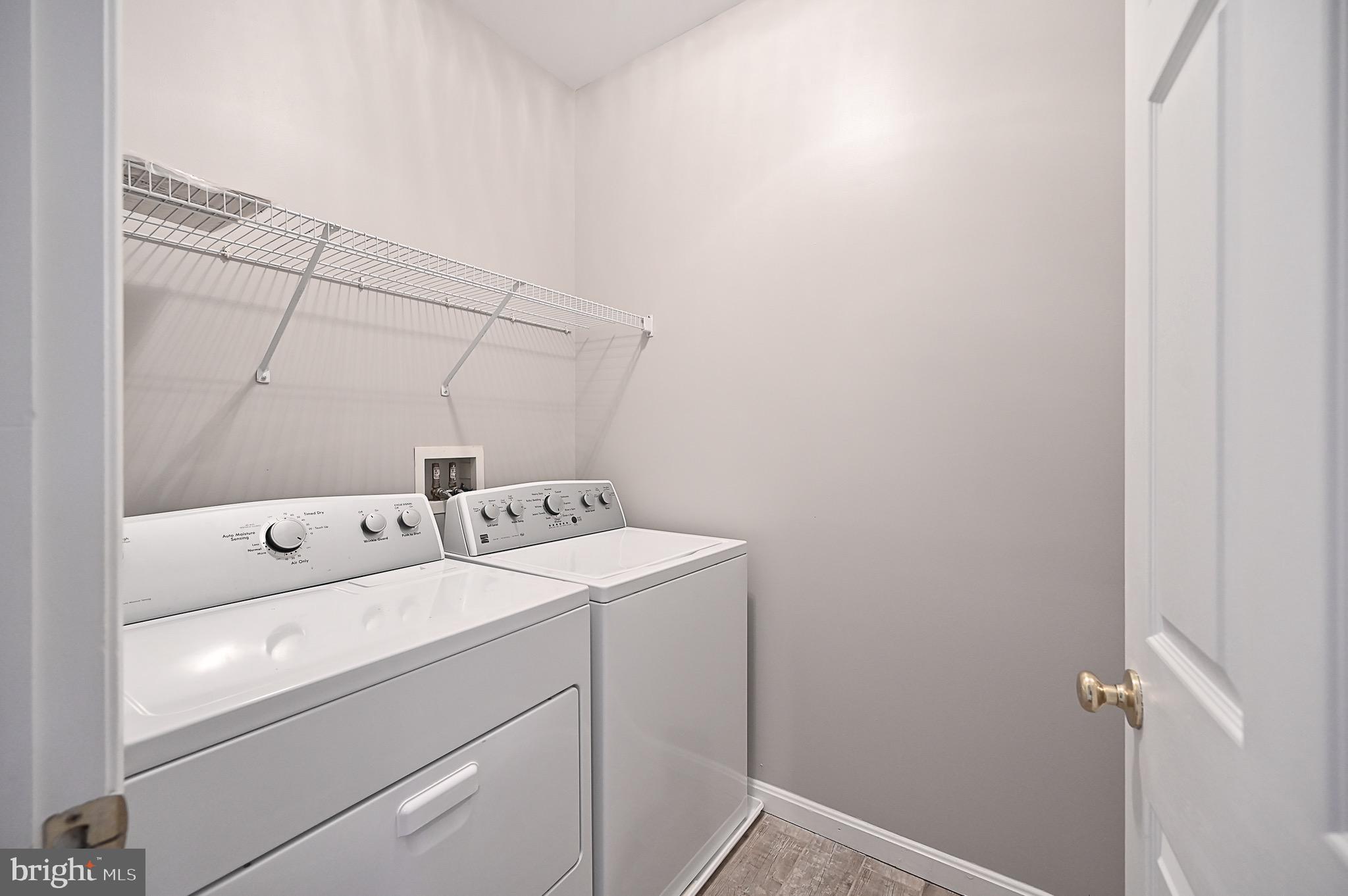 CROSSMAN CREEK - Residential