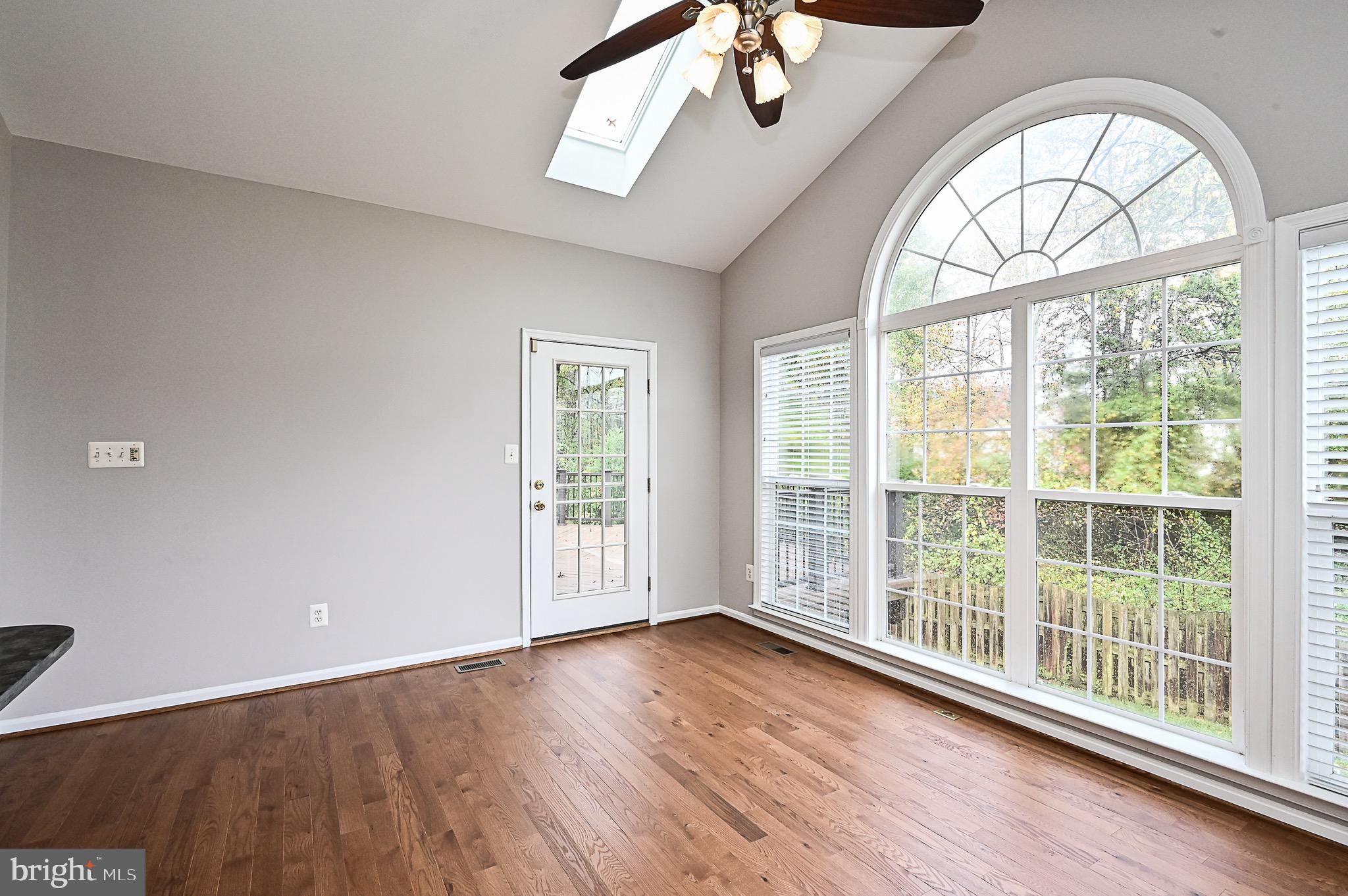 CROSSMAN CREEK - Residential