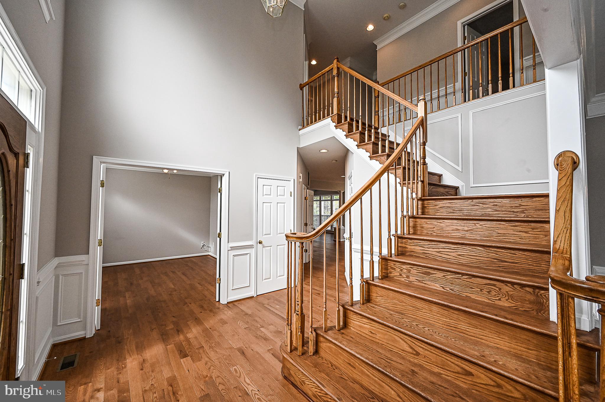 CROSSMAN CREEK - Residential